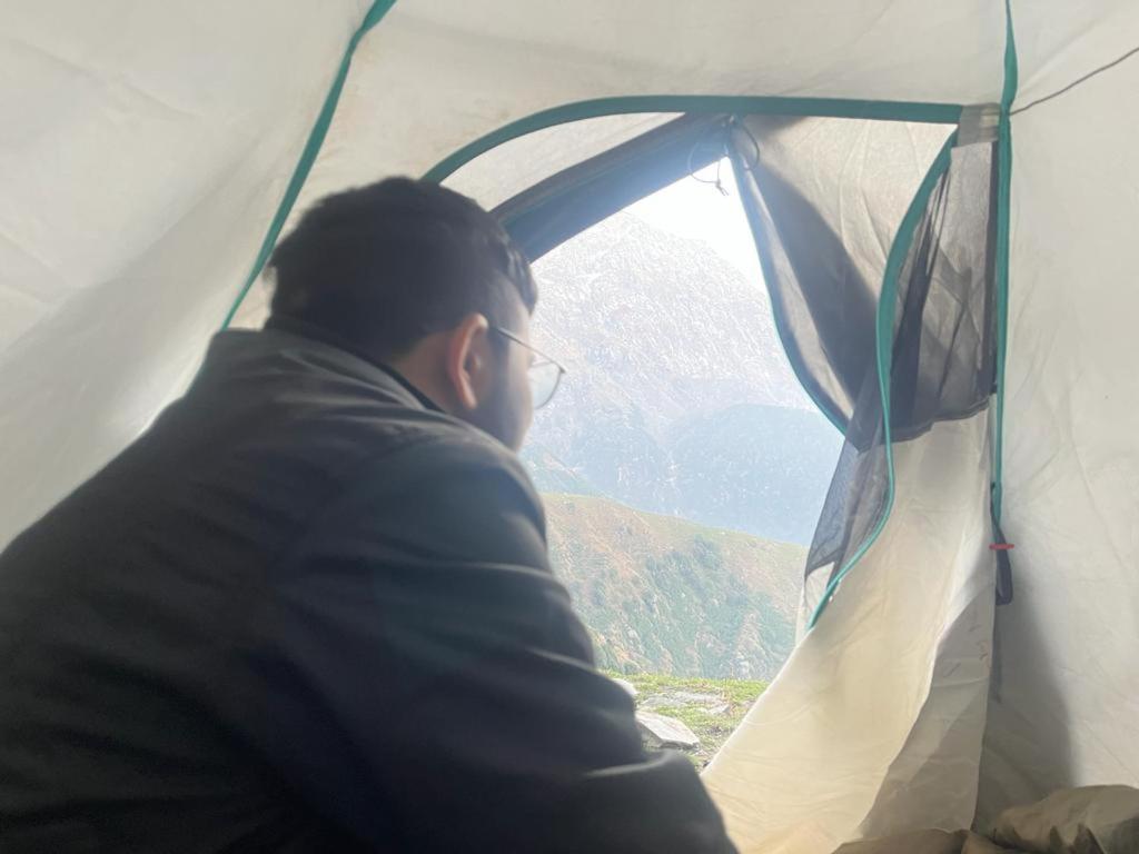 Triund Trek Hotel Dharamshala Eksteriør billede